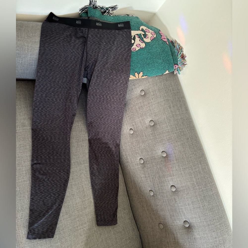 REI base layer bottoms/tights black/grey, Women's Medium